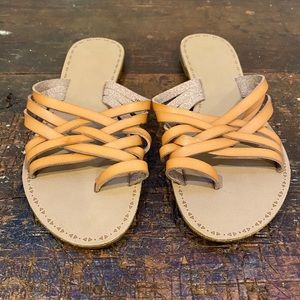 Gap sandals